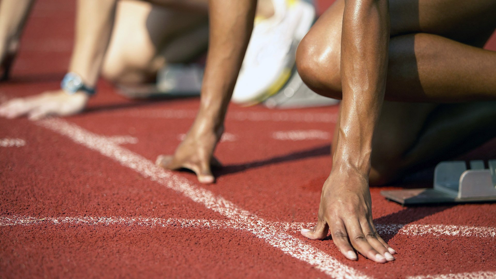 乐动体育入口-姆巴佩在TES比赛中赛事规则更新，赛况扑朔迷离引发热议！